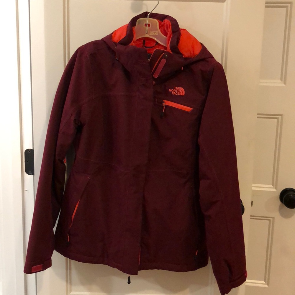Women’s Northface Coat